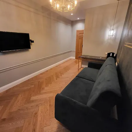 Uroczy Loft I Bezplatny Parking Na Miejscu Lägenhet